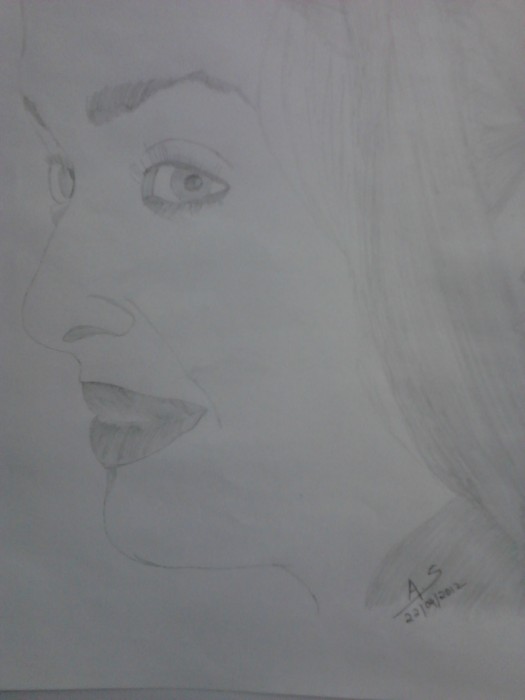 Aishwarya Rai Bachchan Side Look - DesiPainters.com