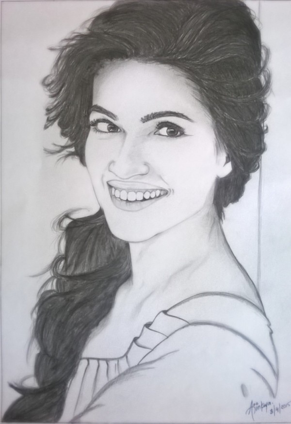 Pencil Sketch Of Kriti Sanon - DesiPainters.com