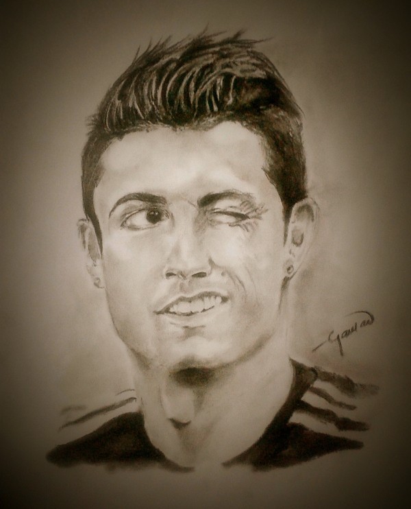 Pencil Sketch of Cristiano Ronaldo - DesiPainters.com