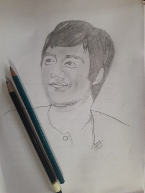 Pencil Sketch of Bruce Lee - DesiPainters.com