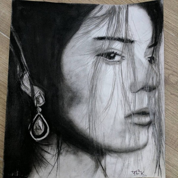 Pencil Sketch of Girl - DesiPainters.com